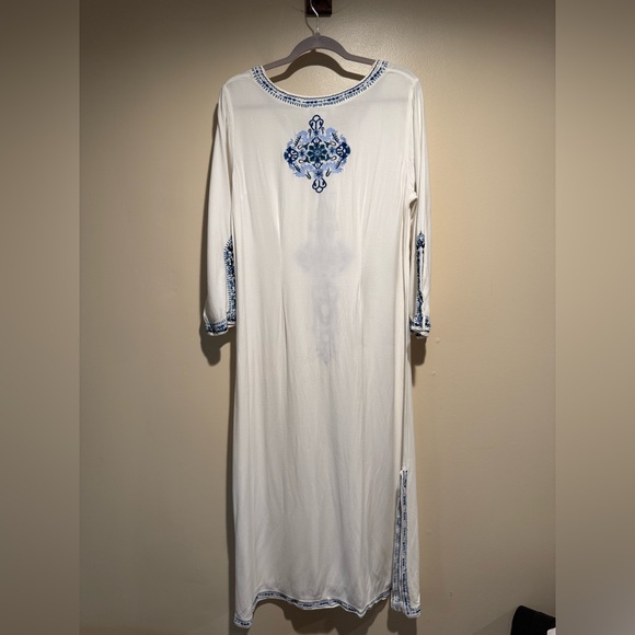 Soft Surroundings Kaftan Maxi Dress Embroidered size medium - Picture 12 of 13